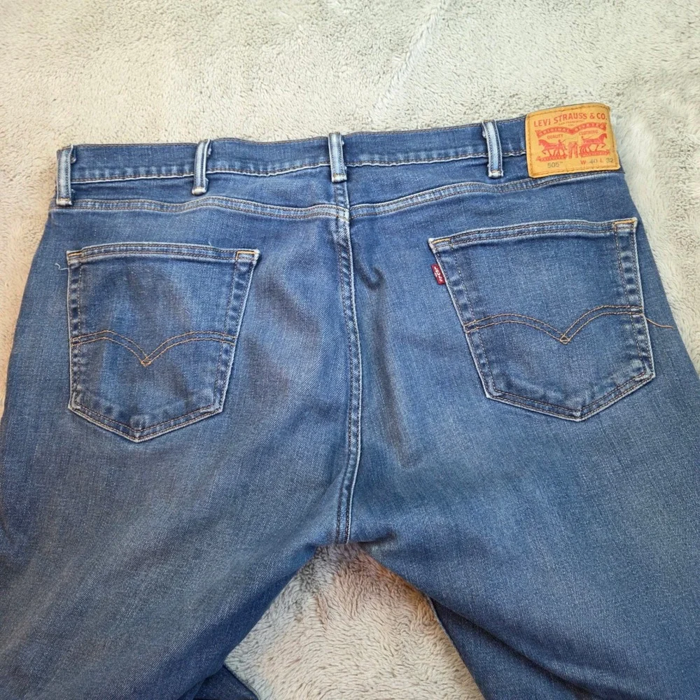 Levi's 505 Regular Fit Jeans Mens 40x32 Blue Straight Leg Denim 00505-1541 - Picture 9 of 11